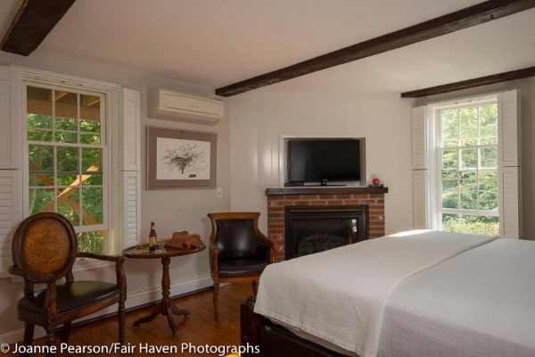 Liberty Hill Inn image 5
